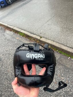 Prilba na box - 5