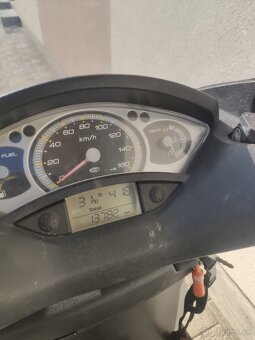 Yamaha Xmax 250 - 5