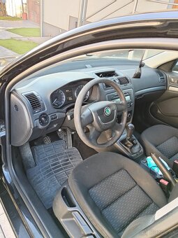 Predám Škoda octavia2 facelift - 5