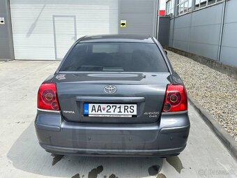 Toyota Avensis D4D 2.2 Diesel - 5