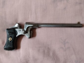 Historicka pistolka .22 - 5