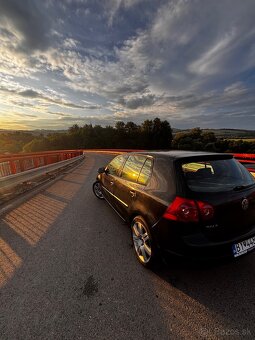Golf 5 - 5