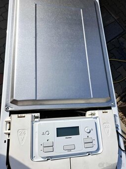 Predám plynový kotol Protherm Panther 25KTV v.19V - 5