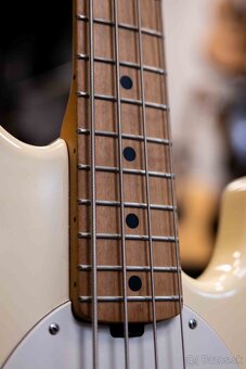 Music Man Stingray Classic 2007 - 5