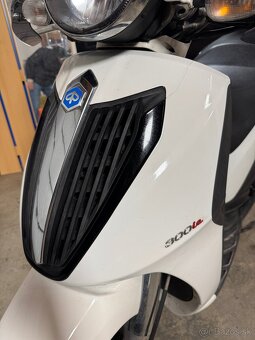 Piaggio Carnaby 300 - 5