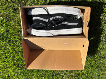 Vans - 5