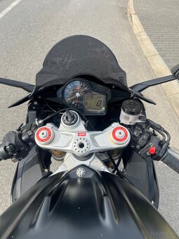 Aprilia RSV4 - 5