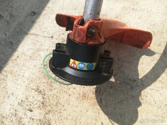 Krovinorez, VYZINACKA Stihl fs40 - 5