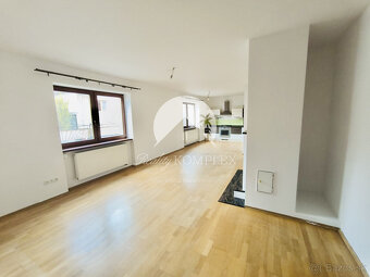 Reality KOMPLEX s.r.o.,Vám ponúka elagantný, úplne rekonštr - 5