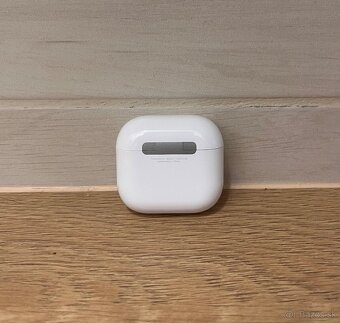 Airpods 4 - 5