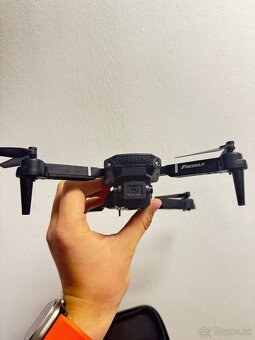 🚁 Mini dron s HD kamerou – vo veľmi dobrom stave - 5