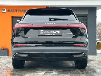 Audi E-tron quattro 50, r.v.: 2022 - 5
