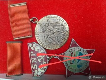 ODZNAKY VYZNAMENANIA KOMPASY - 5