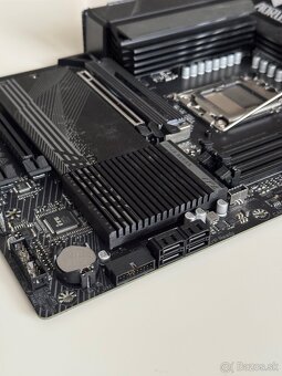 GIGABYTE B650 AORUS ELITE AX V2 - 5