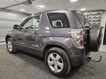 Suzuki Grand Vitara 2.4 benzín  2009 - 5