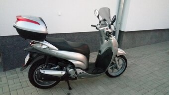 Honda SH 300 - 5
