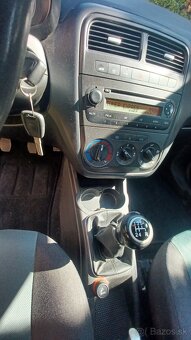 Fiat grande punto - 5