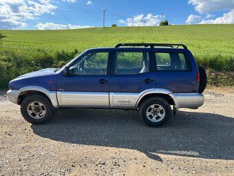 Nissan Terrano II 2,7Tdi - 5