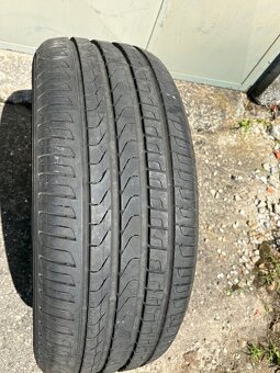 235/55R18 - 5