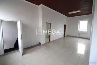 NA PRENÁJOM Obchodný priestor s parkovaním – Humenné, 230 m² - 5