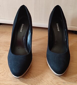 Čierne semišové lodičky - 5