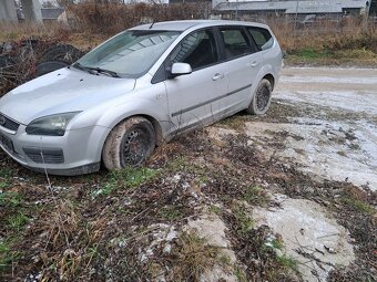 Rozpredám ford fokus - 5