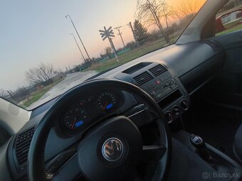 Volkswagen Polo - 5
