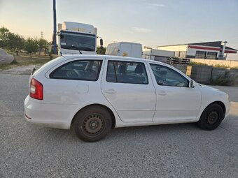 Skoda octavia 1.8tsi  118kw - 5