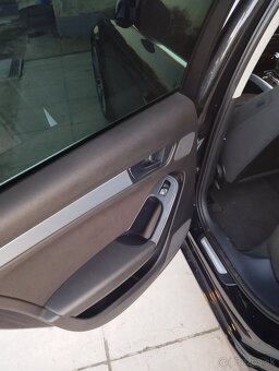 Audi A4 B8 Avant 2.7 TDI 140 kw - 5
