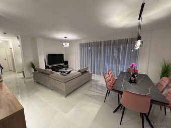 Luxusný 3-izbový apartmán Chorvátsko- Vodice, 180m od pláže - 5