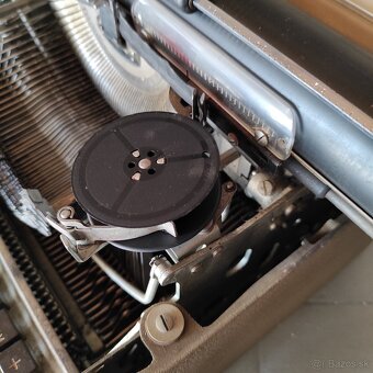 Písací stroj- nová cena - 5