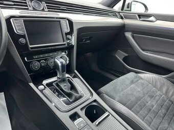 Passat Variant (Combi) GTE Elegance Full LED 160kW Virtual - 5