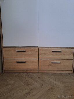 Zatahovacia skriňa - 5