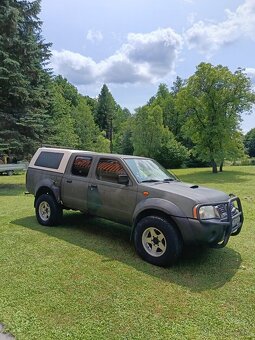 Nissan navara D22 - 5