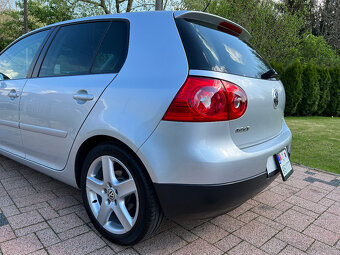 Volkswagen Golf V 2.0 TDI GT 2008 - 182.000km - - 5