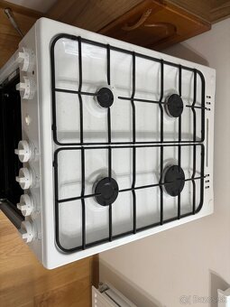 Plynovy sporak a elektricka rura - 5