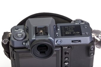 FujiFilm GFX 100 telo + SmallRig držiak (Bazár) - 5