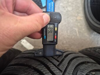 205/50 r17 zimné 4 ks MICHELIN dezén 7,6 - 5,8 mm - 5