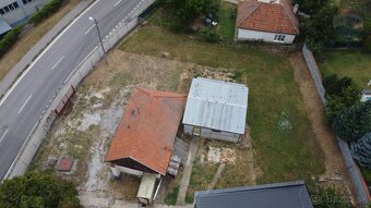 Prenájom – predajňa, sklady, parkovanie – NR Dolnočermánska  - 5