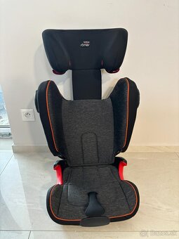 Kvalitná Autosedačka Britax Romer - ako nová (15-35kg) - 5
