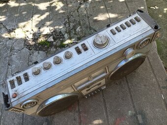 Gramorádio Tesla - 5