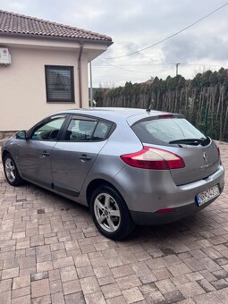 Renault Megane 1.6 16v - 5