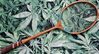 Stará raketa PIONEER - 5