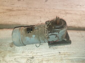 Elektromotory s prevodmi - 5