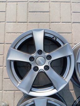 5x114,3 r16 Elektróny - 5