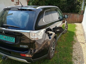 Mitsubishi Outlander PHEV 2.0 Executive Edition–4x4–Automat - 5