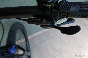 TREK marlin 7 - 5