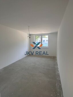 Krásny svetlý 3,5 izbový byt v Trnávke. - 5