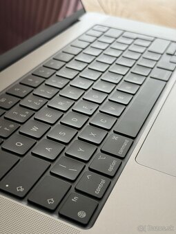 MacBook Pro 16 M1 MAX, 64GB RAM, 1TB ssd - 5