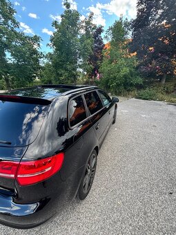 Audi a3 8p Sportback 2.0 TDI Black Edition - 5